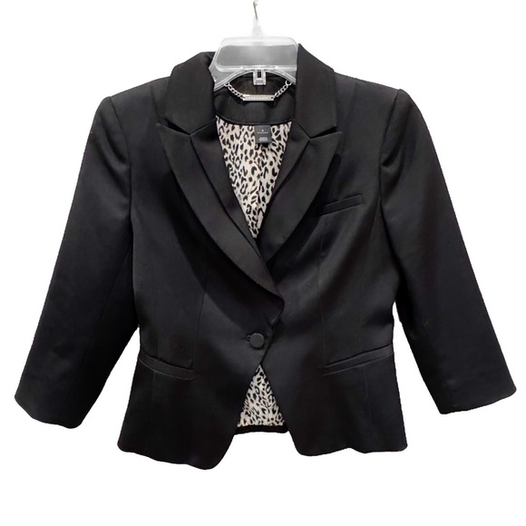 White House Black Market Jackets & Blazers - White house black market leopard lined cropped single button blazer ❤️